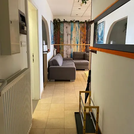 Viktória ~vízparti ~ Medencés ~ Apartman Apartman