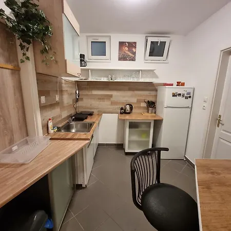 Viktória ~vízparti ~ Medencés ~ Apartman Apartman Siófok